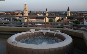 Penthouse City View & Spa